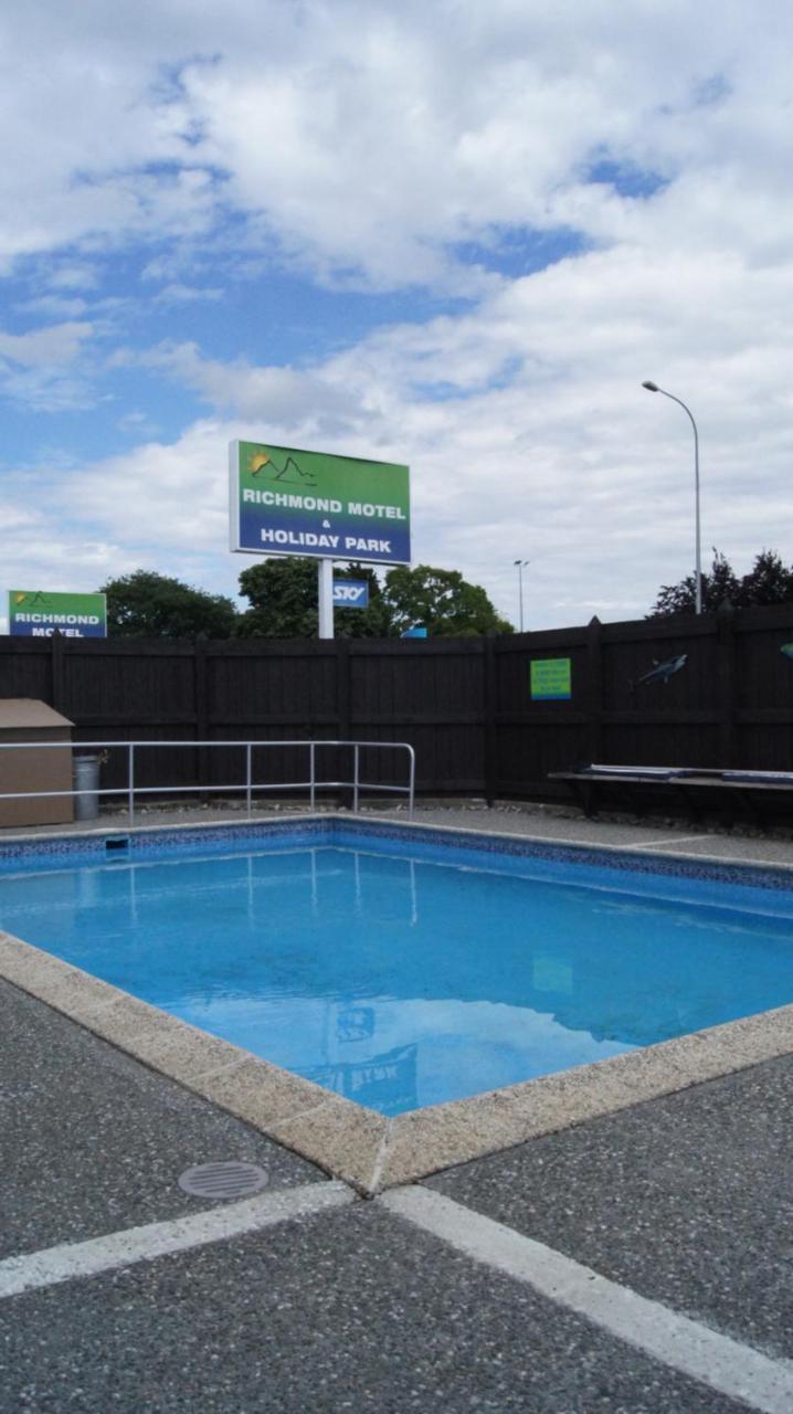 Richmond Holiday Park Экстерьер фото